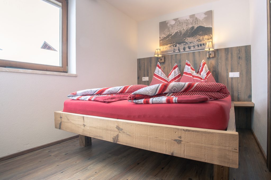 Schlafzimmeransicht vom Appart Holzerstubn © Chalet Holzerstubn - Ferienwohnung Ehrwald